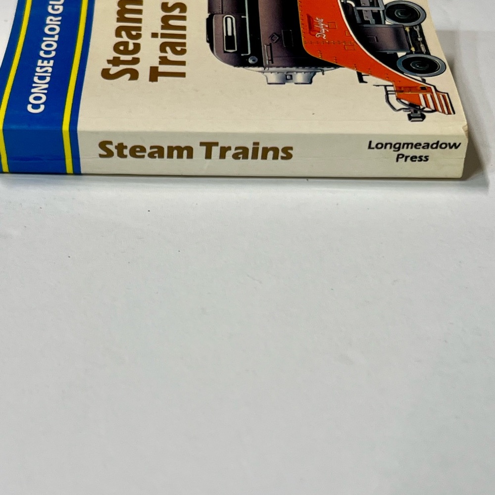 Steam Trains Concise Color Guide Book - Picture 9 of 9
